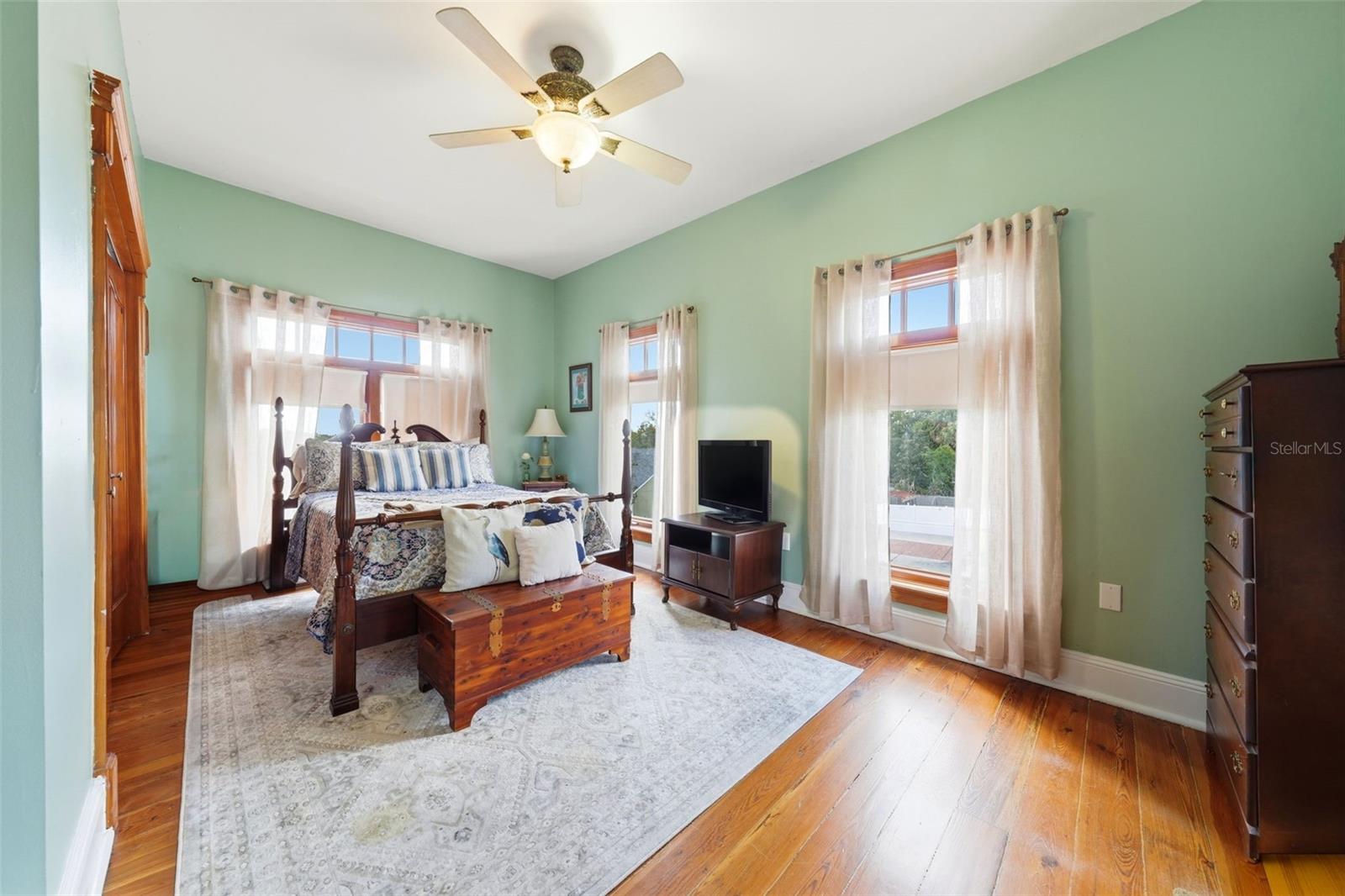 835 BUTCH CASSIDY LN, EUSTIS, FL, 32726