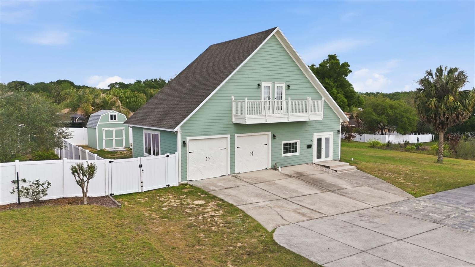 835 BUTCH CASSIDY LN, EUSTIS, FL, 32726