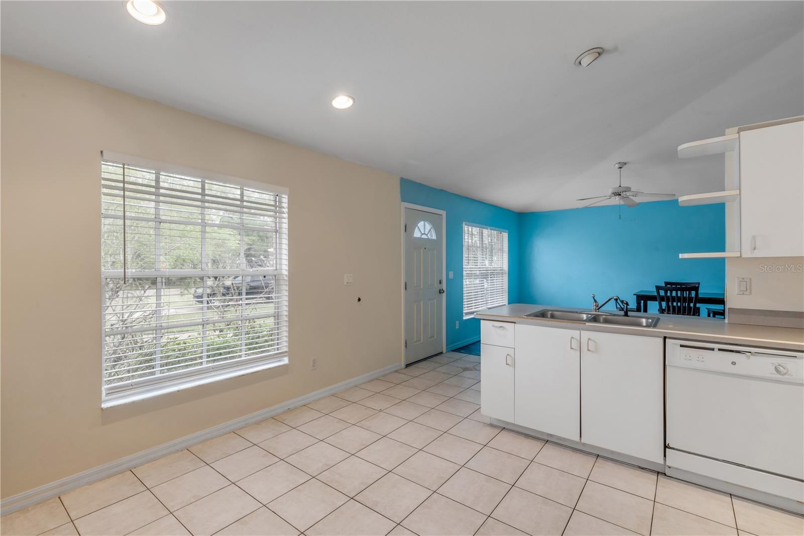 711 RIVER OAKS CIR, NEW SMYRNA BEACH, FL, 32169