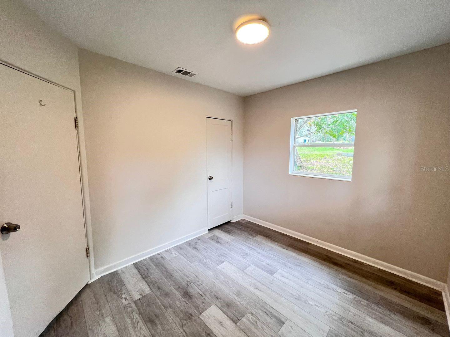 107 OAKLAND DR, DELAND, FL, 32720