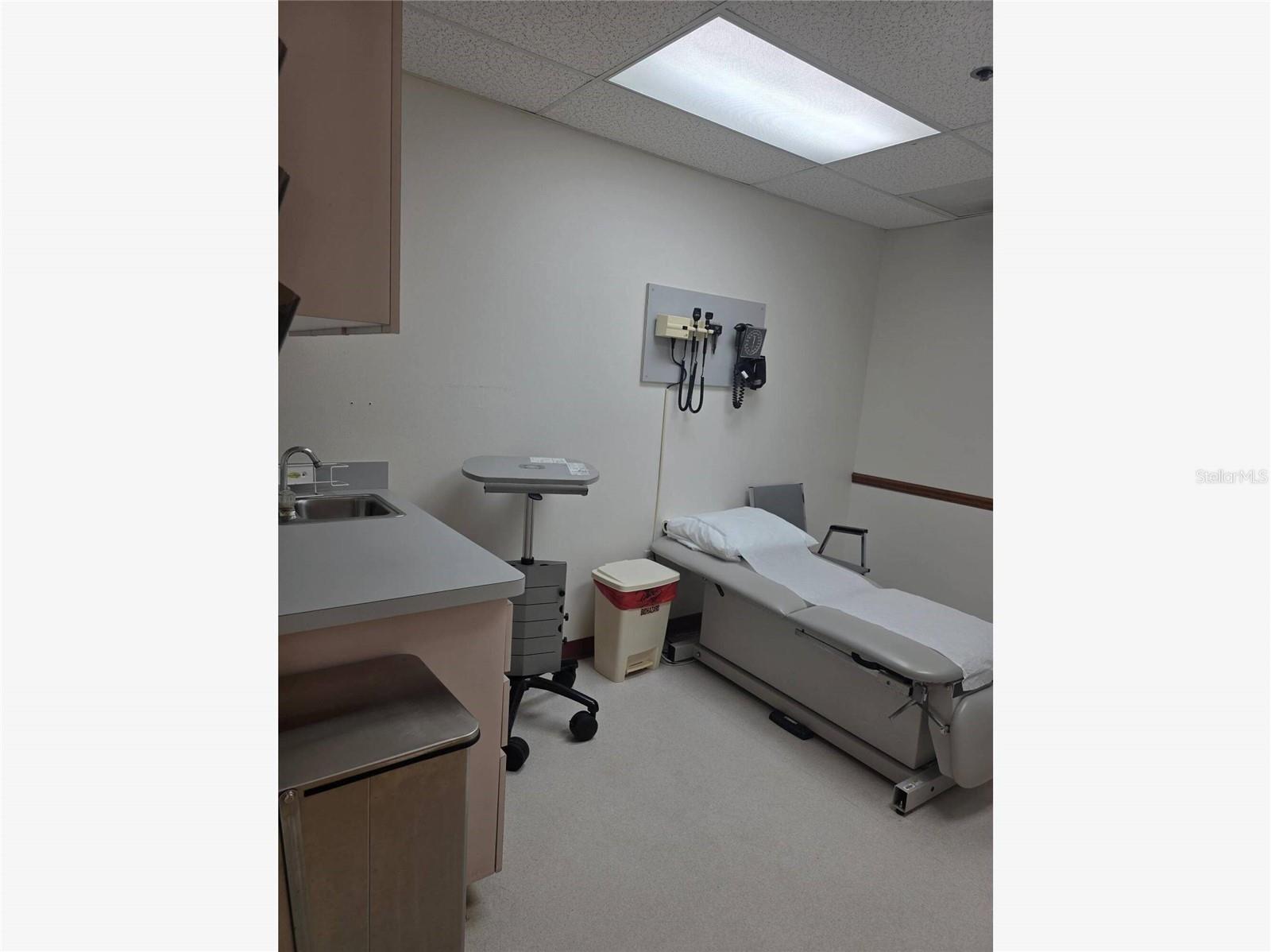 2525 HARBOR BLVD #101, PORT CHARLOTTE, FL, 33952