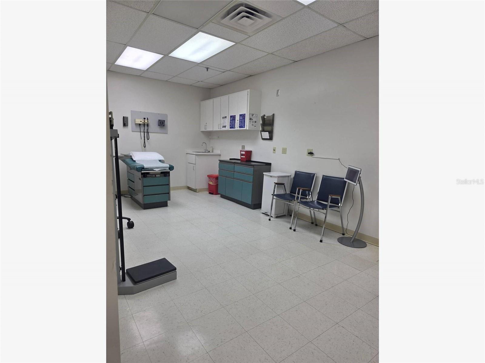 2525 HARBOR BLVD #101, PORT CHARLOTTE, FL, 33952