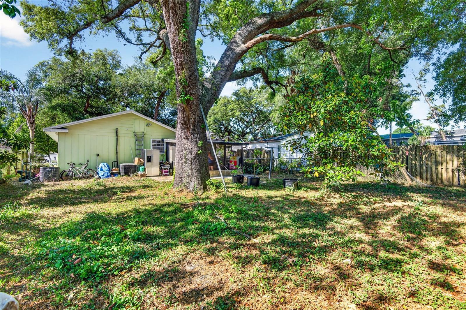 1417 W YUKON ST, TAMPA, FL, 33604