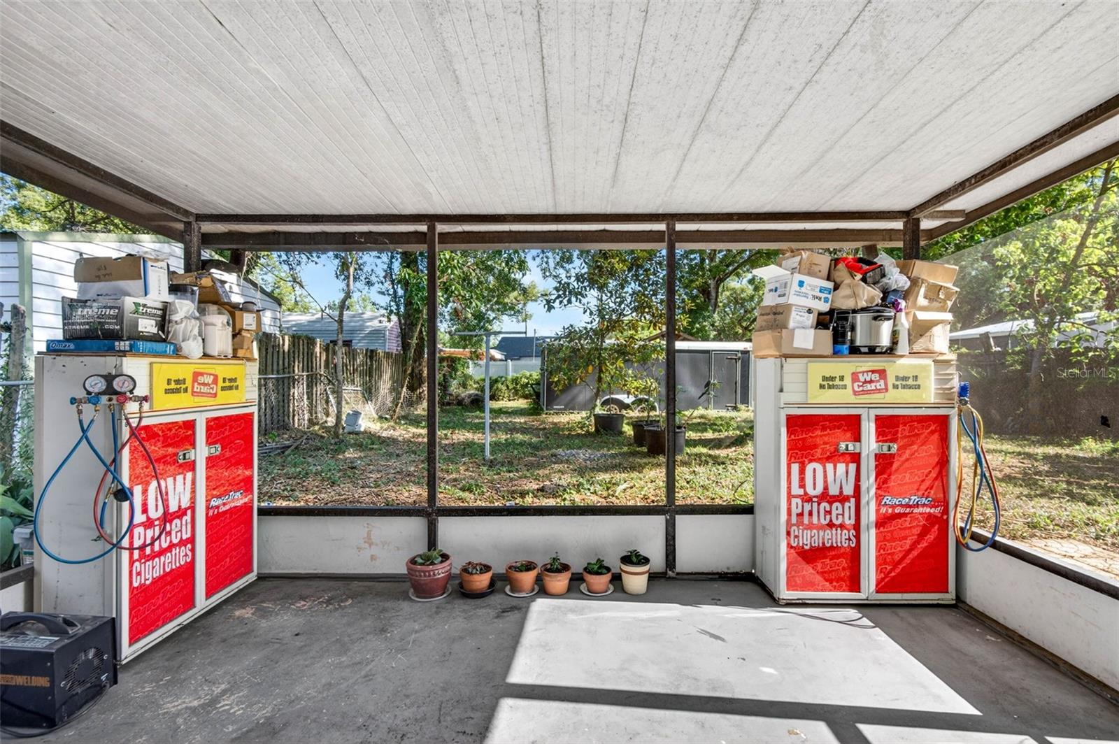 1417 W YUKON ST, TAMPA, FL, 33604