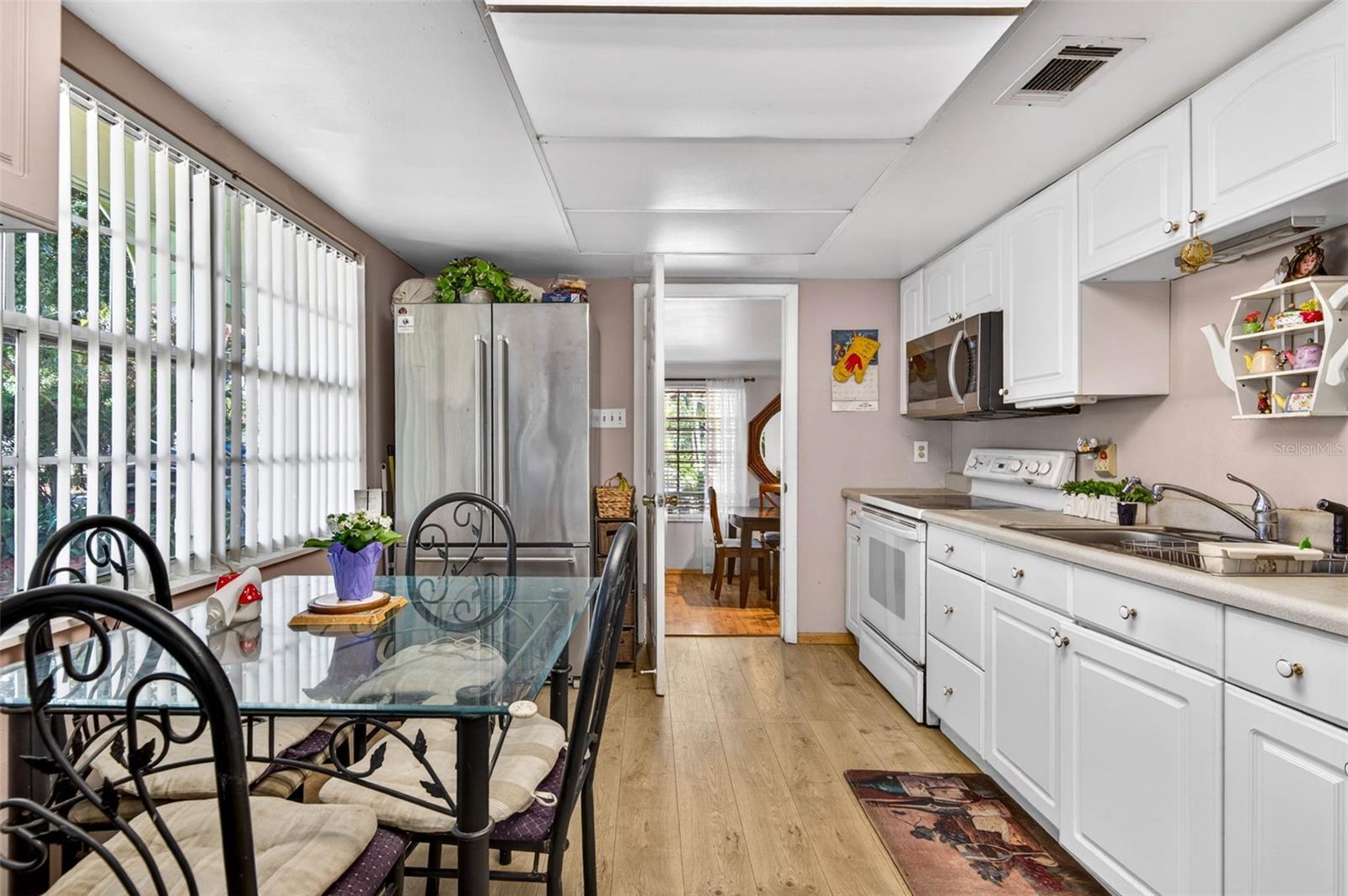 1417 W YUKON ST, TAMPA, FL, 33604