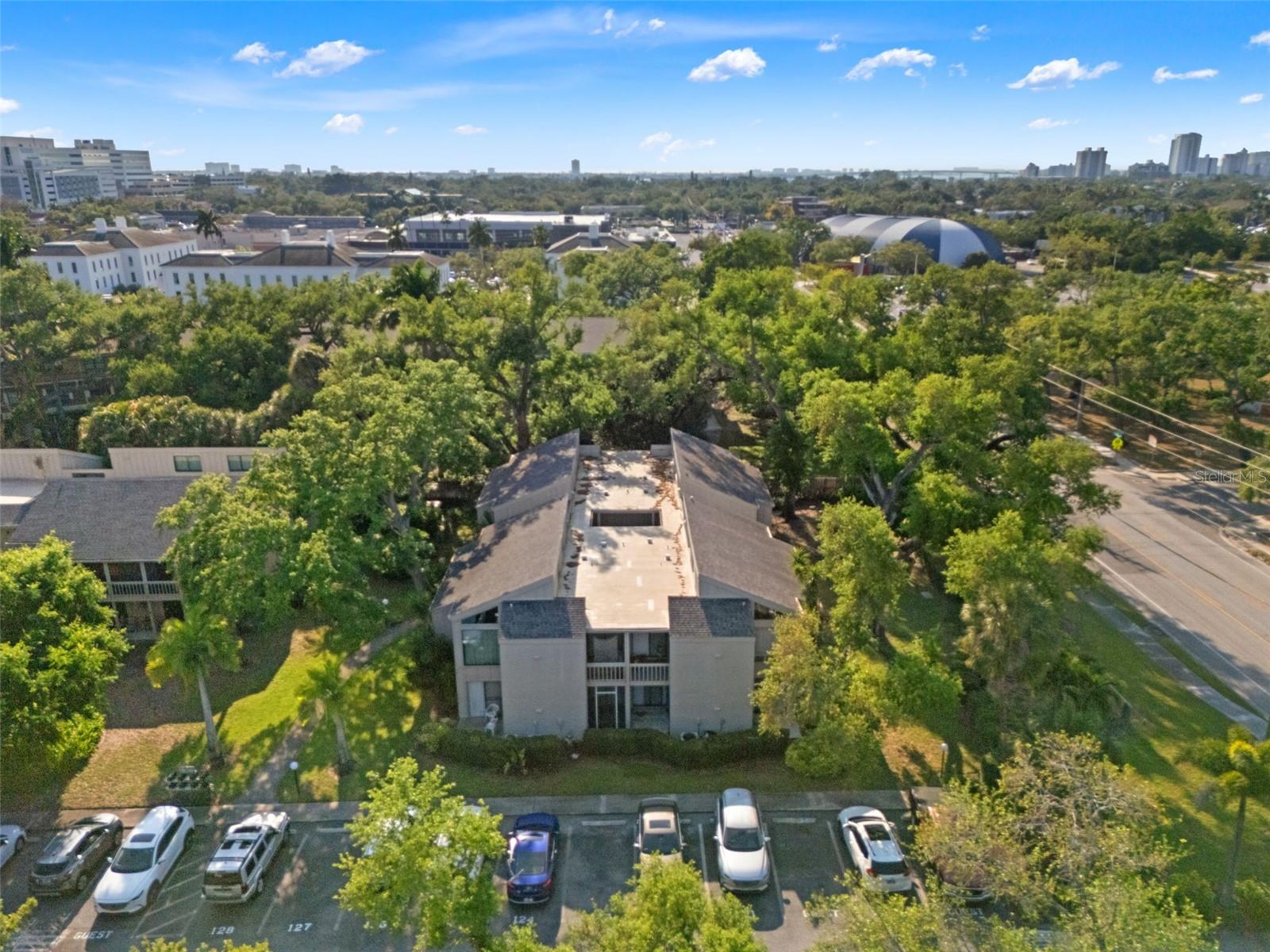2200 BAHIA VISTA ST #B8, SARASOTA, FL, 34239