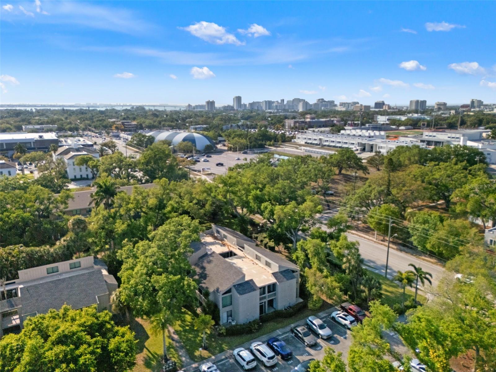 2200 BAHIA VISTA ST #B8, SARASOTA, FL, 34239