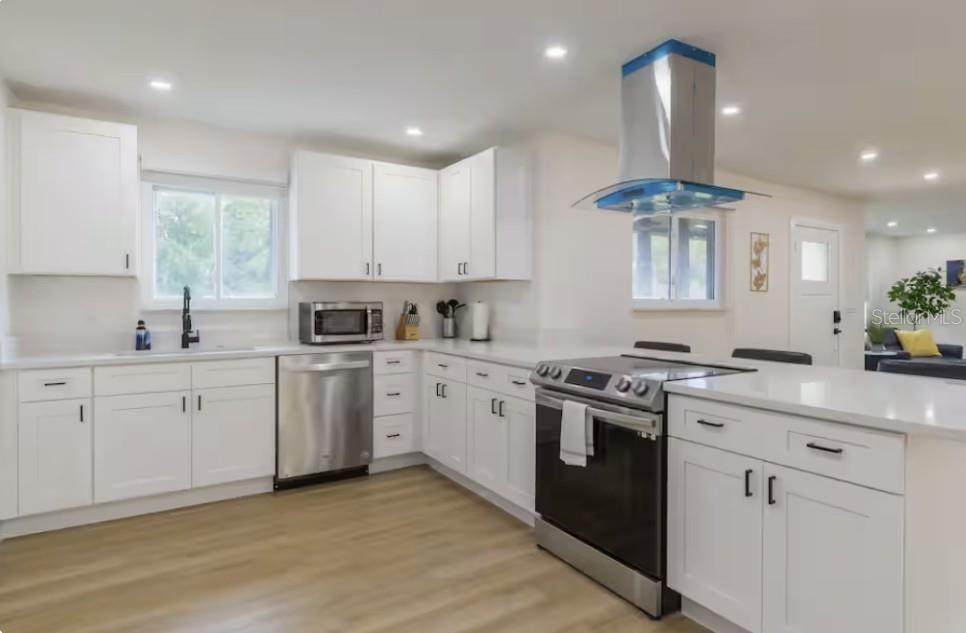 8622 BAYLOR CIR, ORLANDO, FL, 32817