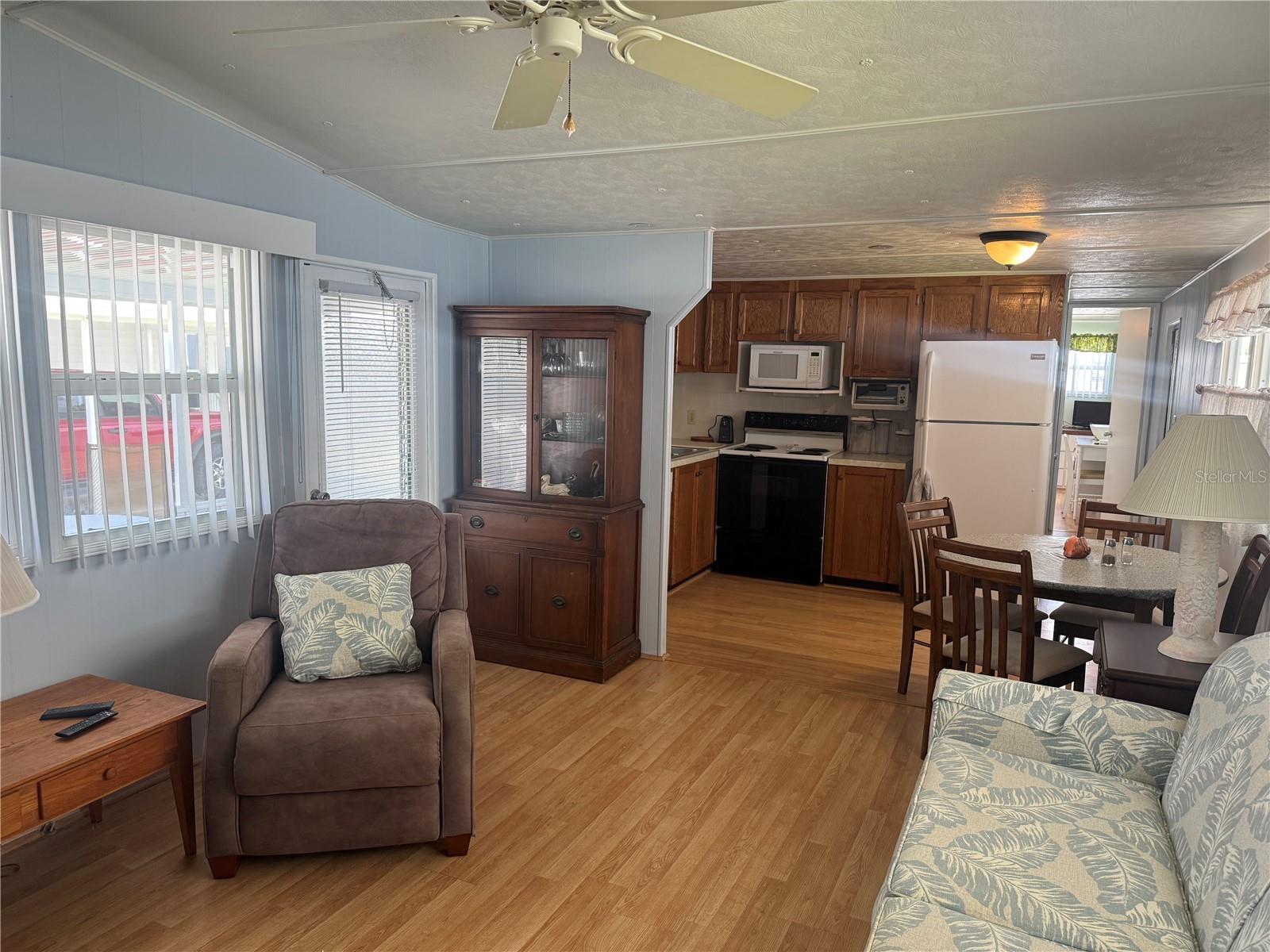731 CAMELLIA DR, VENICE, FL, 34293