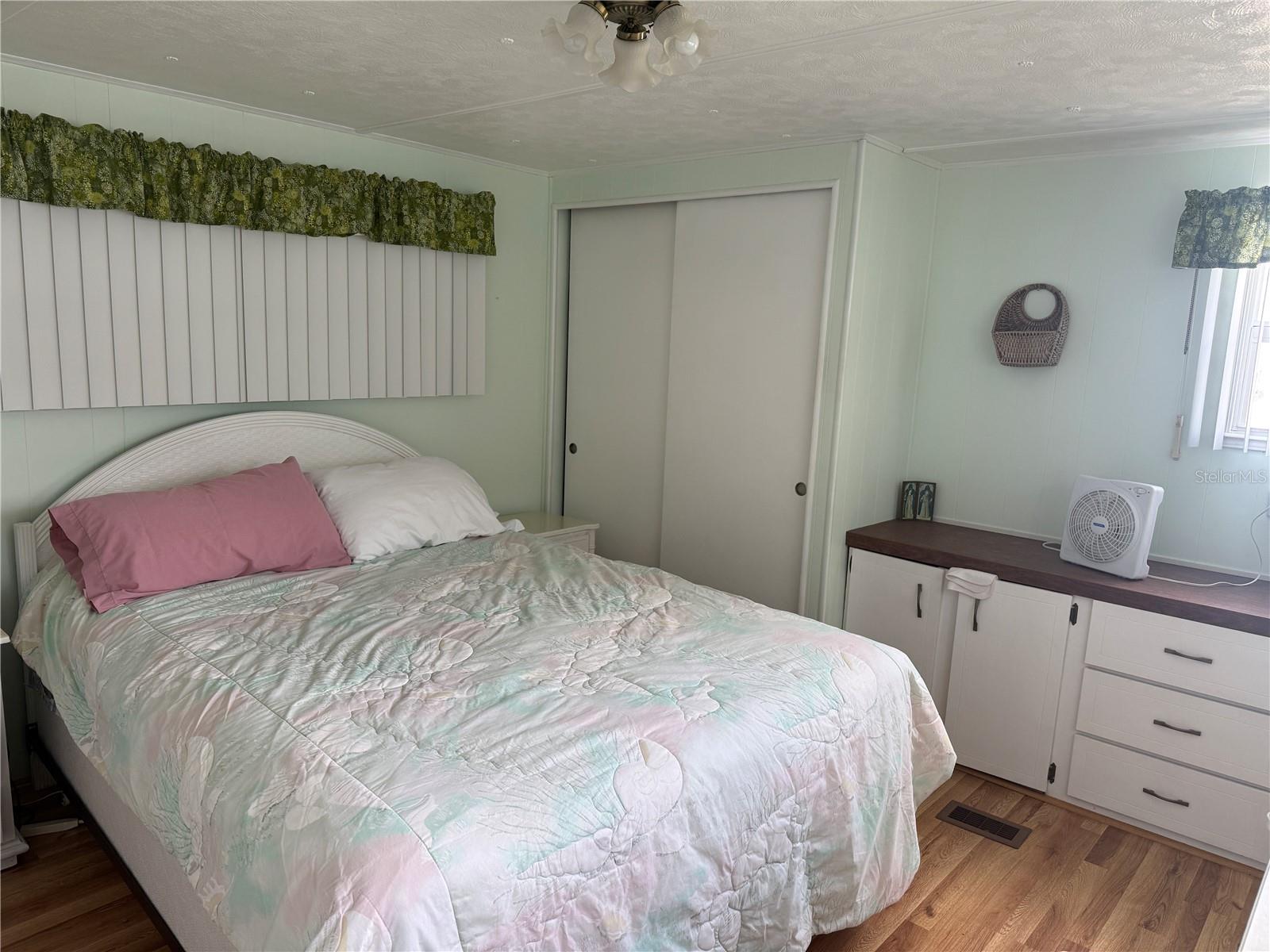 731 CAMELLIA DR, VENICE, FL, 34293