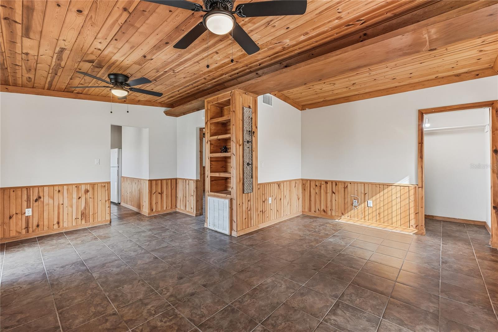 21540 OLEAN BLVD, PORT CHARLOTTE, FL, 33952