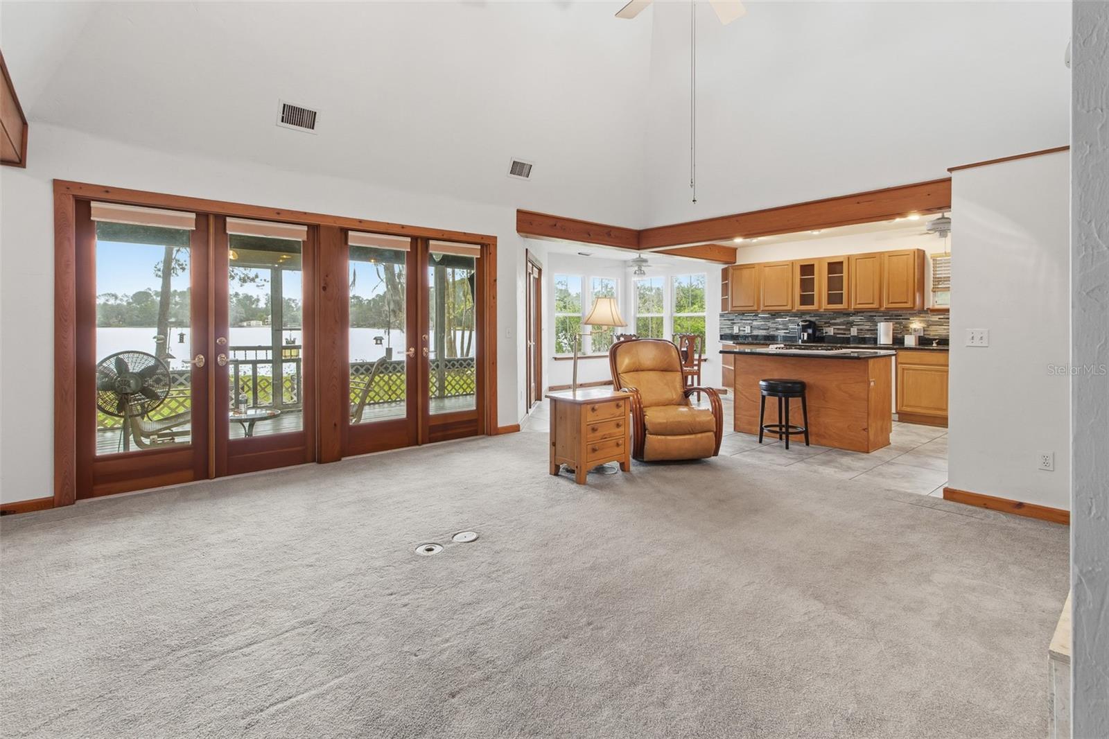 299 RILEY LAKE DR, HAWTHORNE, FL, 32640