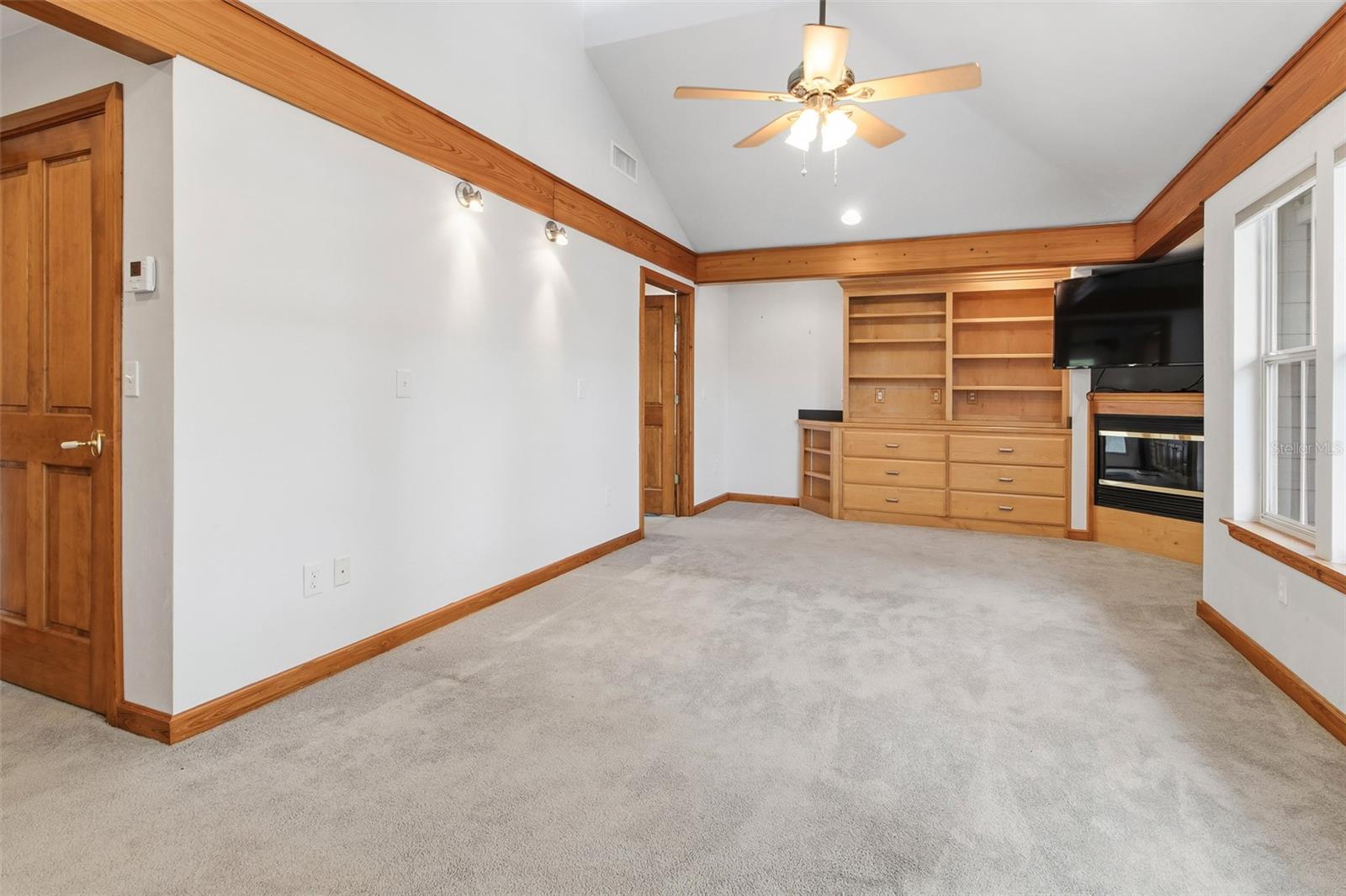 299 RILEY LAKE DR, HAWTHORNE, FL, 32640