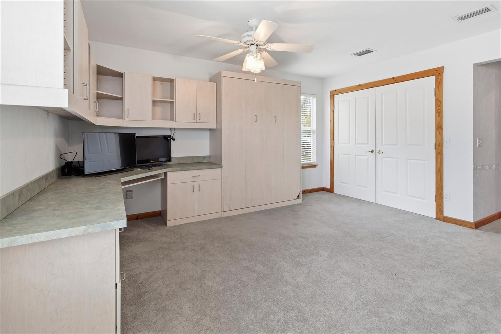 299 RILEY LAKE DR, HAWTHORNE, FL, 32640