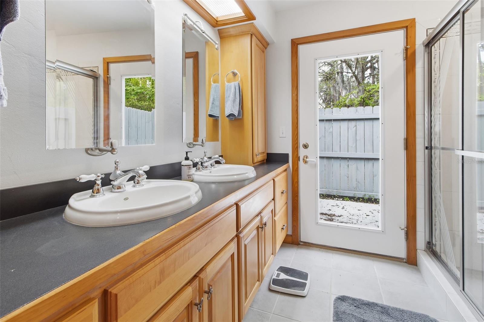 299 RILEY LAKE DR, HAWTHORNE, FL, 32640