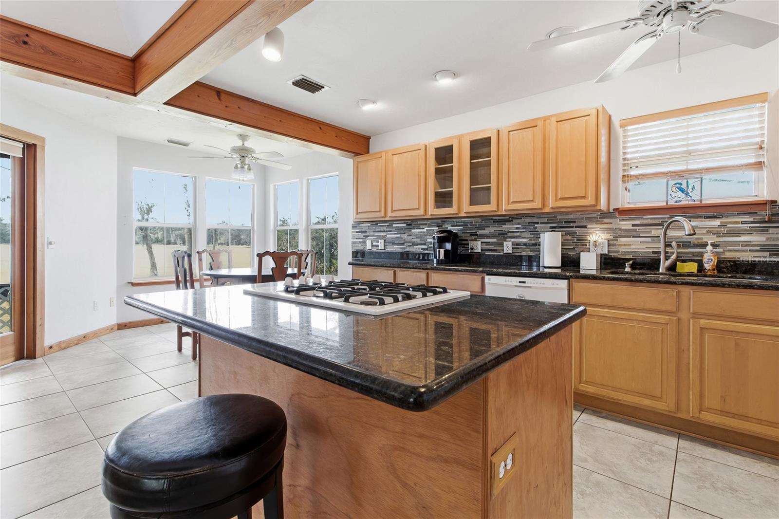 299 RILEY LAKE DR, HAWTHORNE, FL, 32640