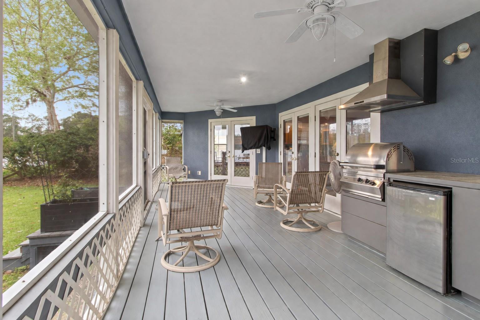 299 RILEY LAKE DR, HAWTHORNE, FL, 32640