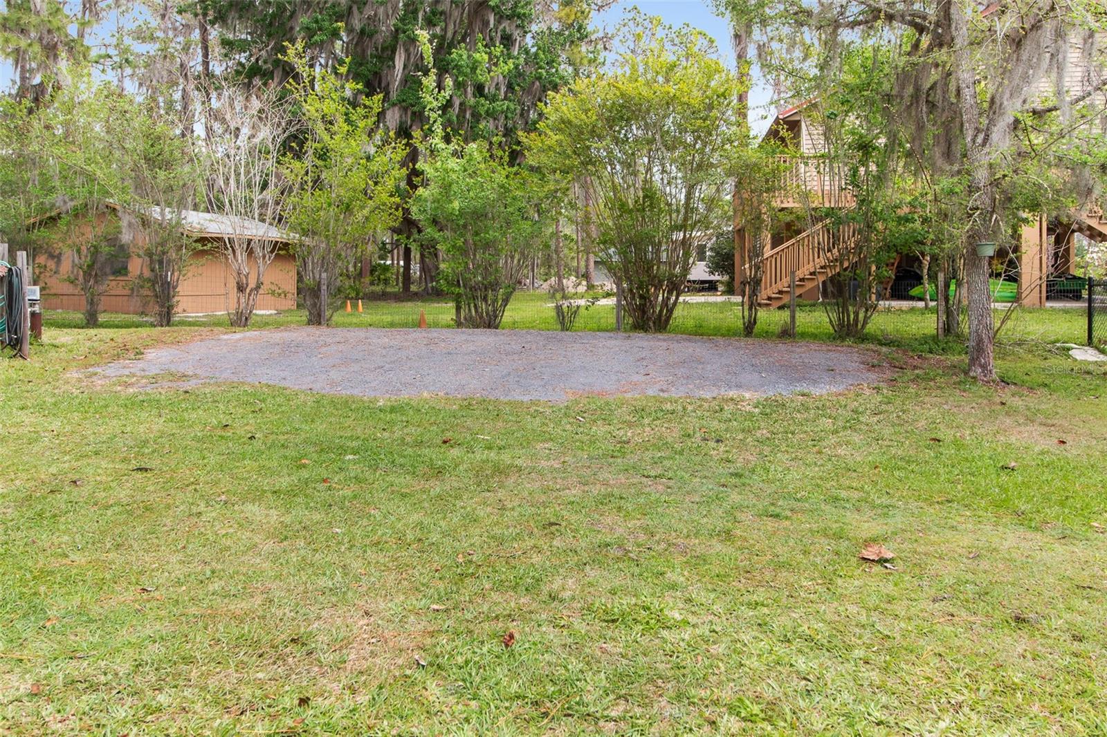 299 RILEY LAKE DR, HAWTHORNE, FL, 32640