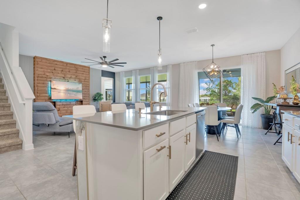 5223 DAGENHAM DR, DAVENPORT, FL, 33837