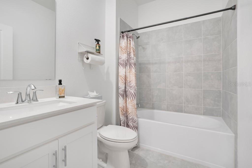 5223 DAGENHAM DR, DAVENPORT, FL, 33837