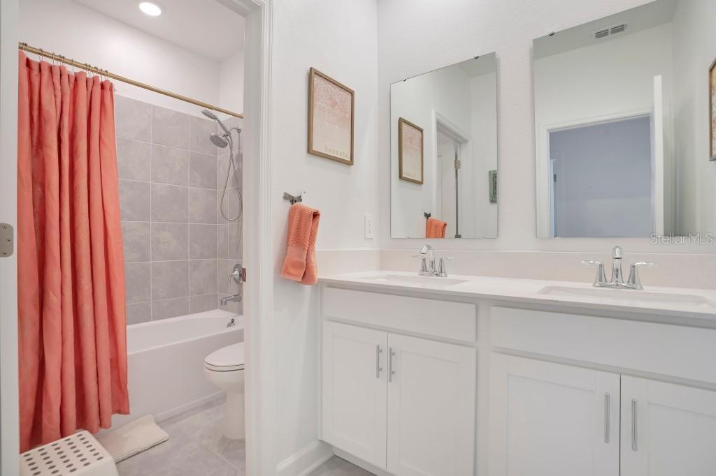 5223 DAGENHAM DR, DAVENPORT, FL, 33837