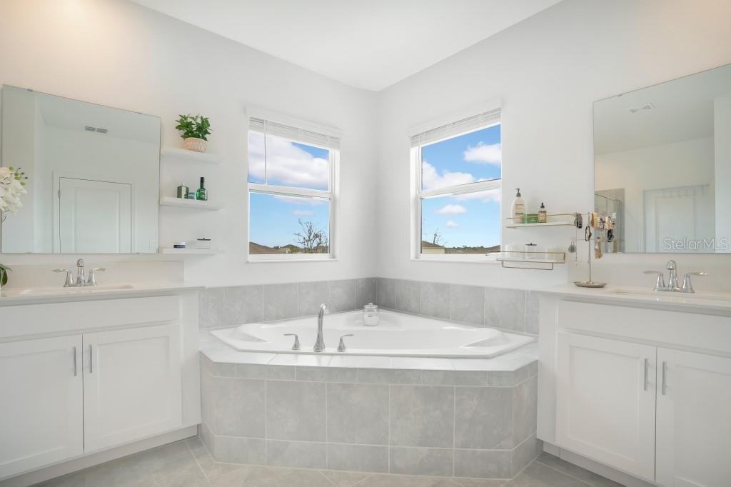 5223 DAGENHAM DR, DAVENPORT, FL, 33837