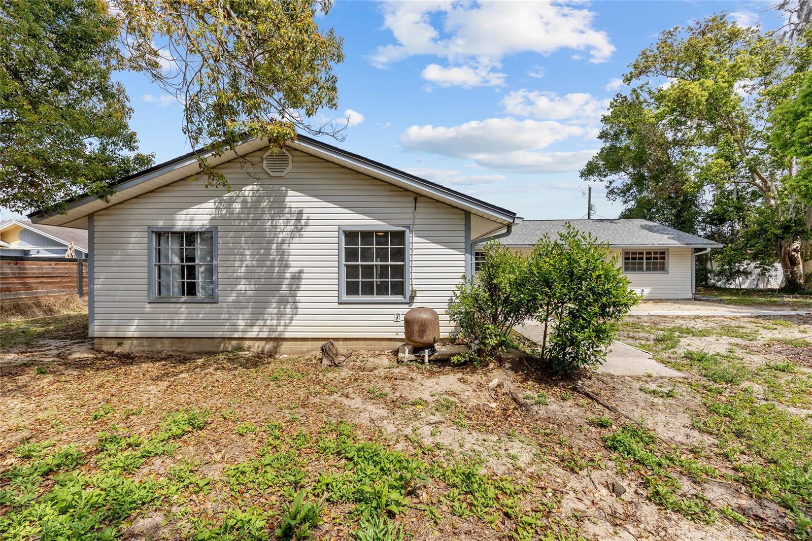 2130 NE 9TH ST, OCALA, FL, 34470