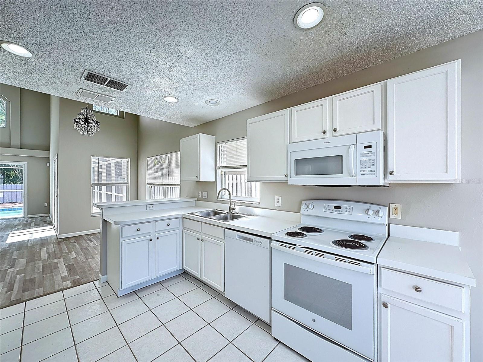 241 CORALWOOD CT, KISSIMMEE, FL, 34743