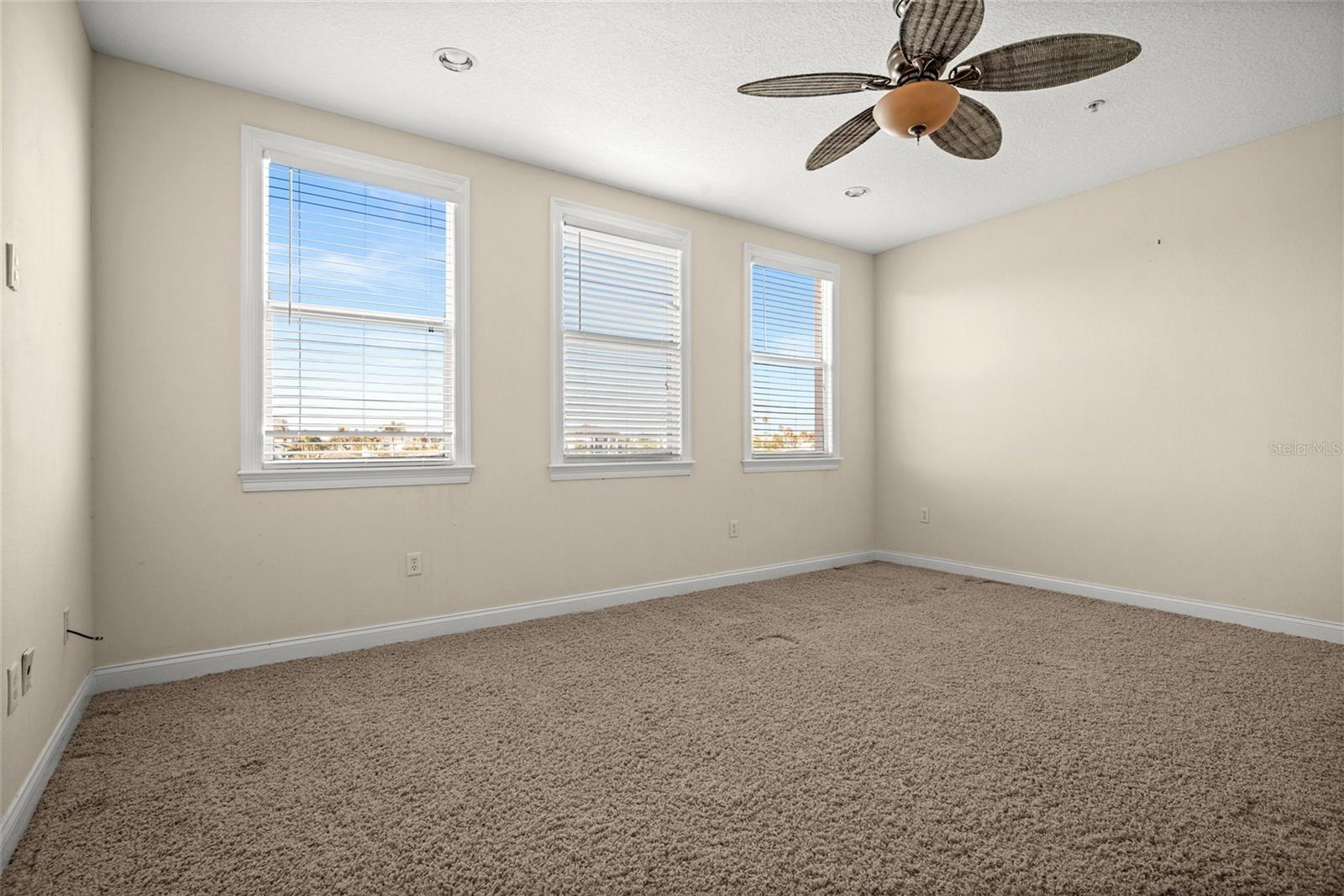 140 BRIGHTWATER DR #2, CLEARWATER BEACH, FL, 33767