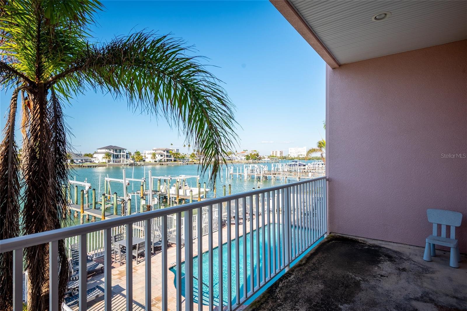 140 BRIGHTWATER DR #2, CLEARWATER BEACH, FL, 33767