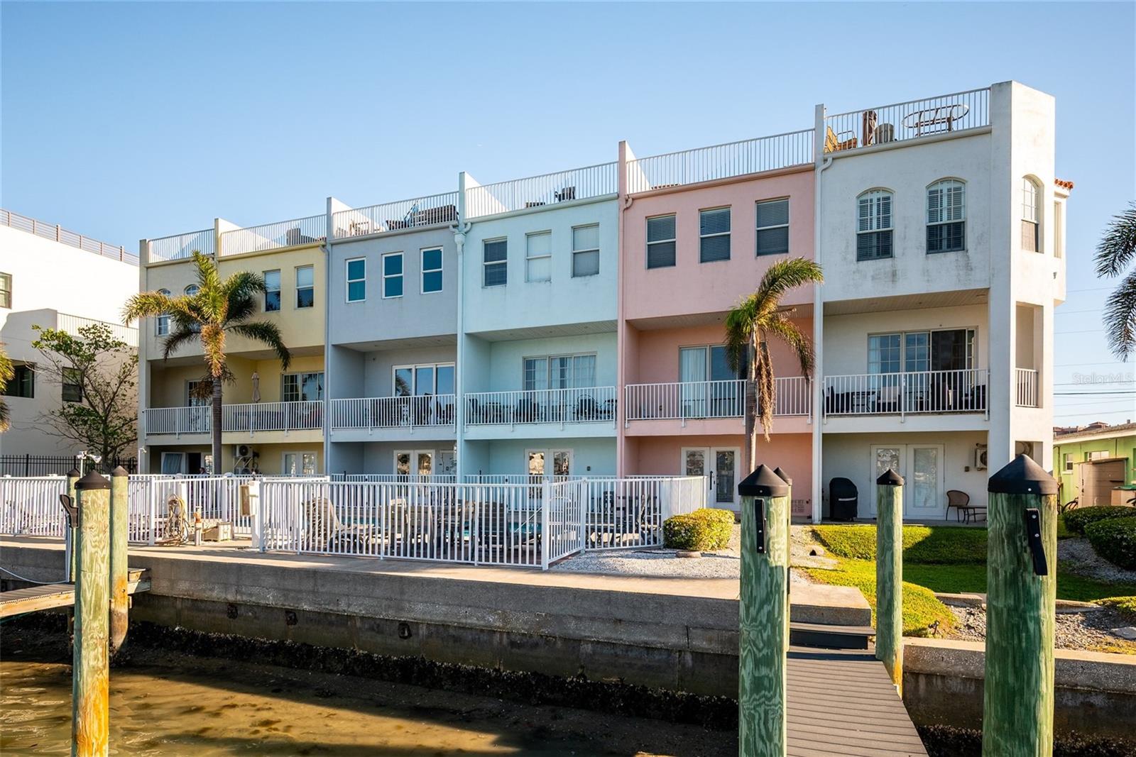 140 BRIGHTWATER DR #2, CLEARWATER BEACH, FL, 33767