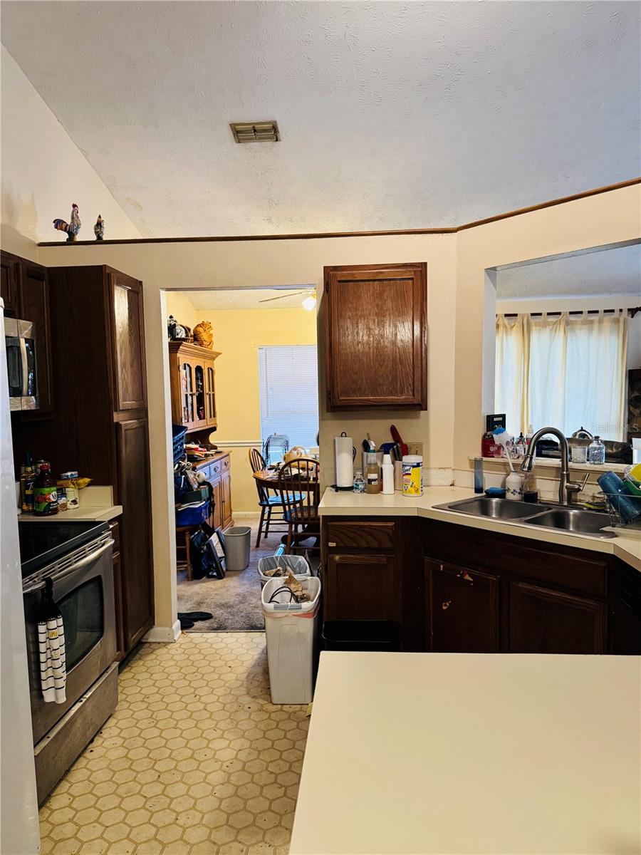 BLOOMINGDALE SEC W, VALRICO, FL, 33596