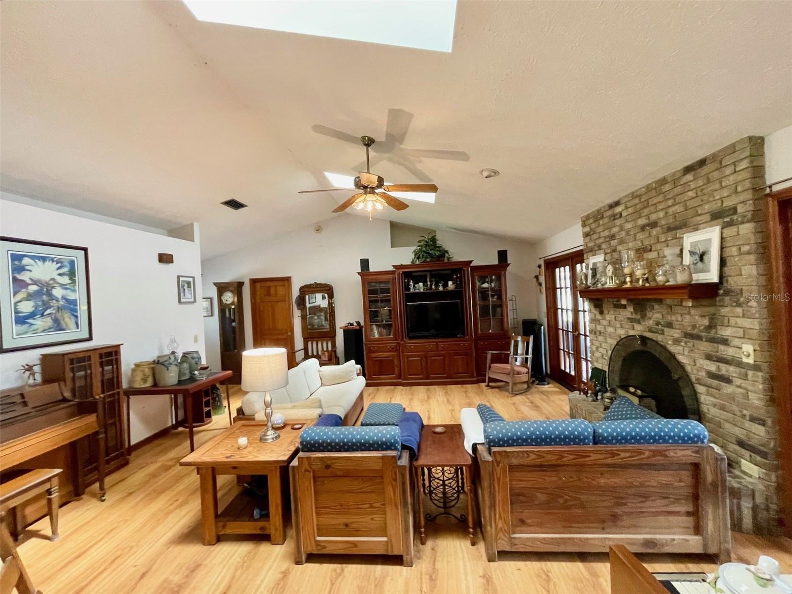 349 SEMINOLE WOODS BLVD, GENEVA, FL, 32732