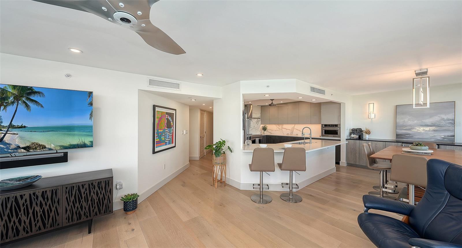 988 BLVD OF THE ARTS #1412, SARASOTA, FL, 34236