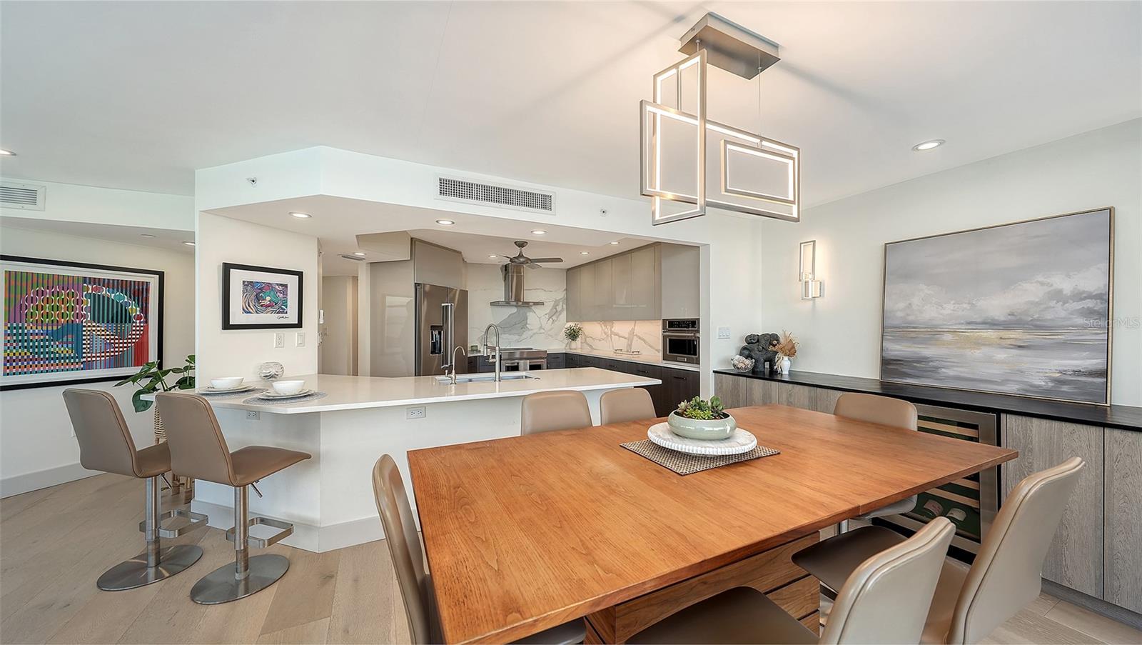 988 BLVD OF THE ARTS #1412, SARASOTA, FL, 34236