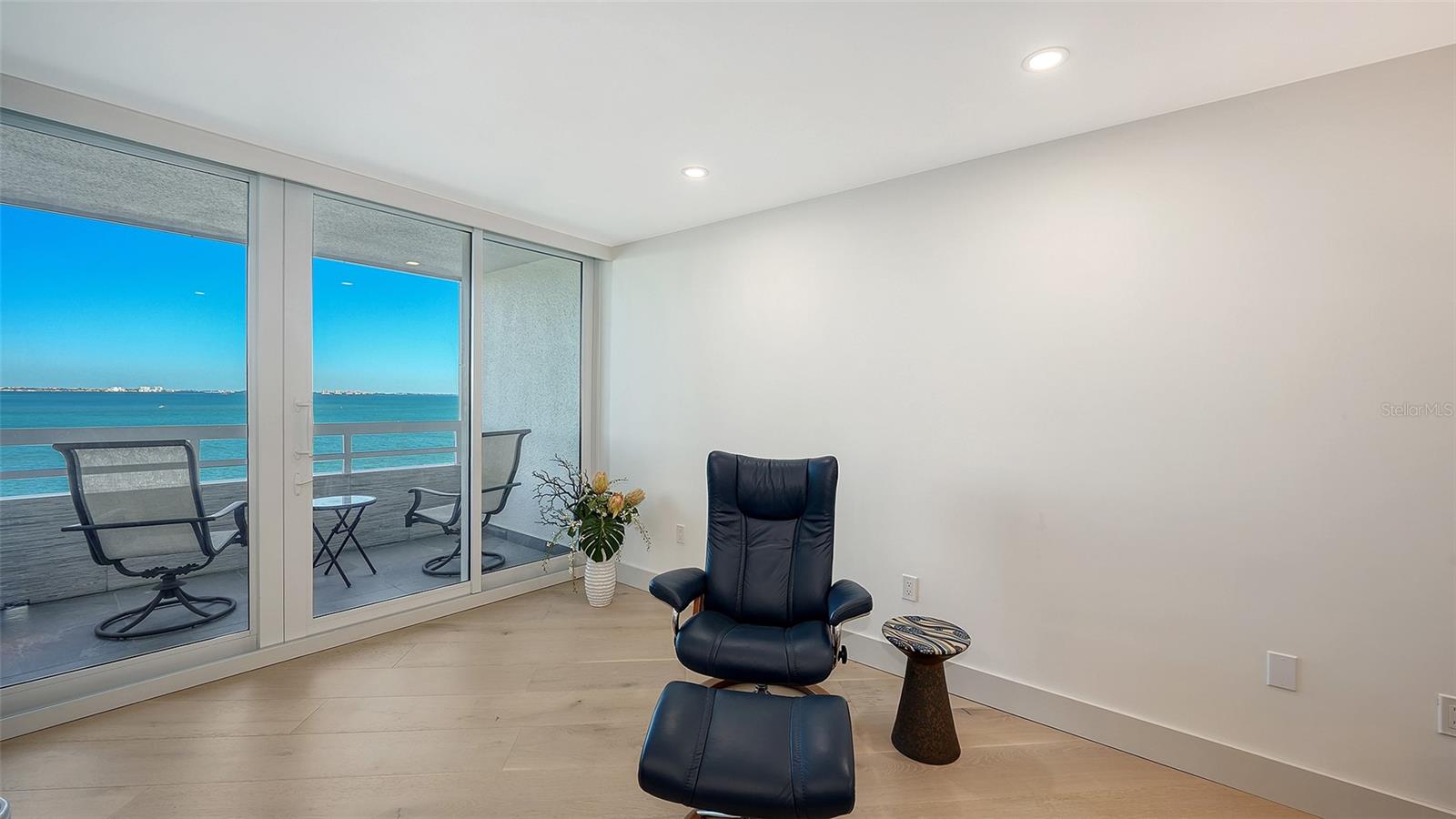 988 BLVD OF THE ARTS #1412, SARASOTA, FL, 34236