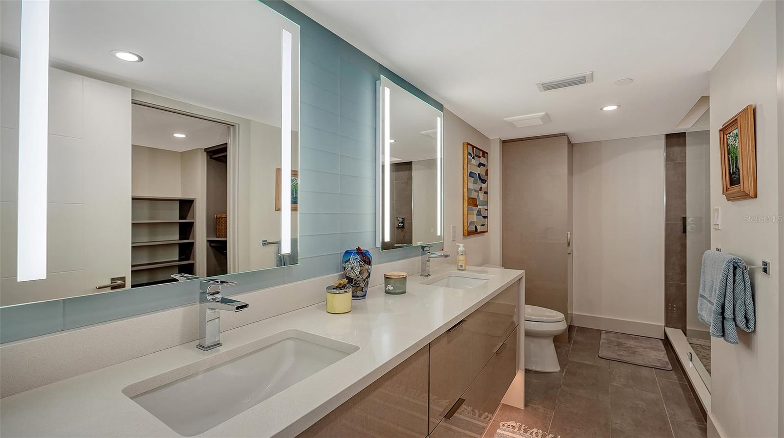 988 BLVD OF THE ARTS #1412, SARASOTA, FL, 34236