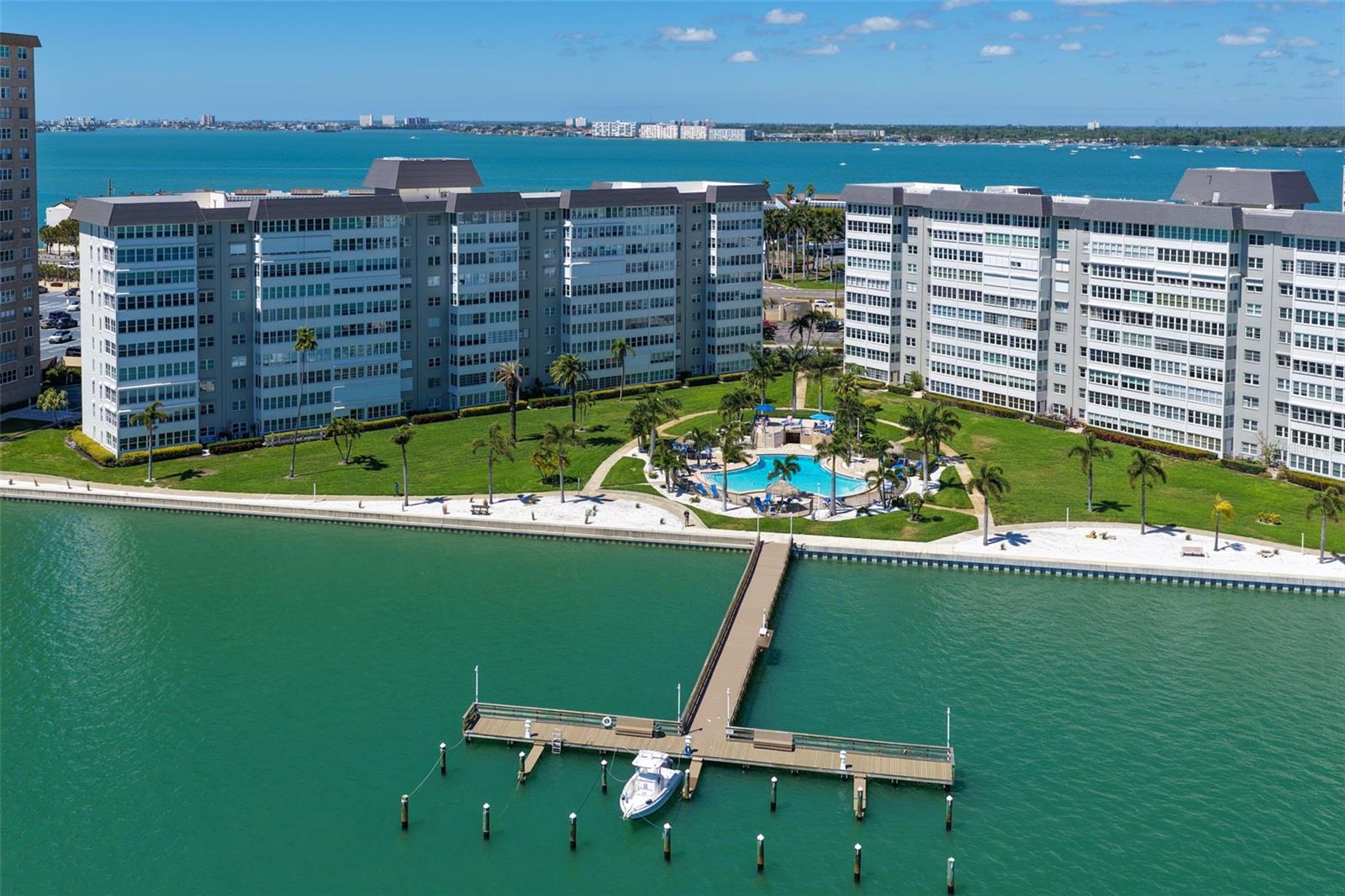 5130 BRITTANY DR S #1002, ST PETERSBURG, FL, 33715