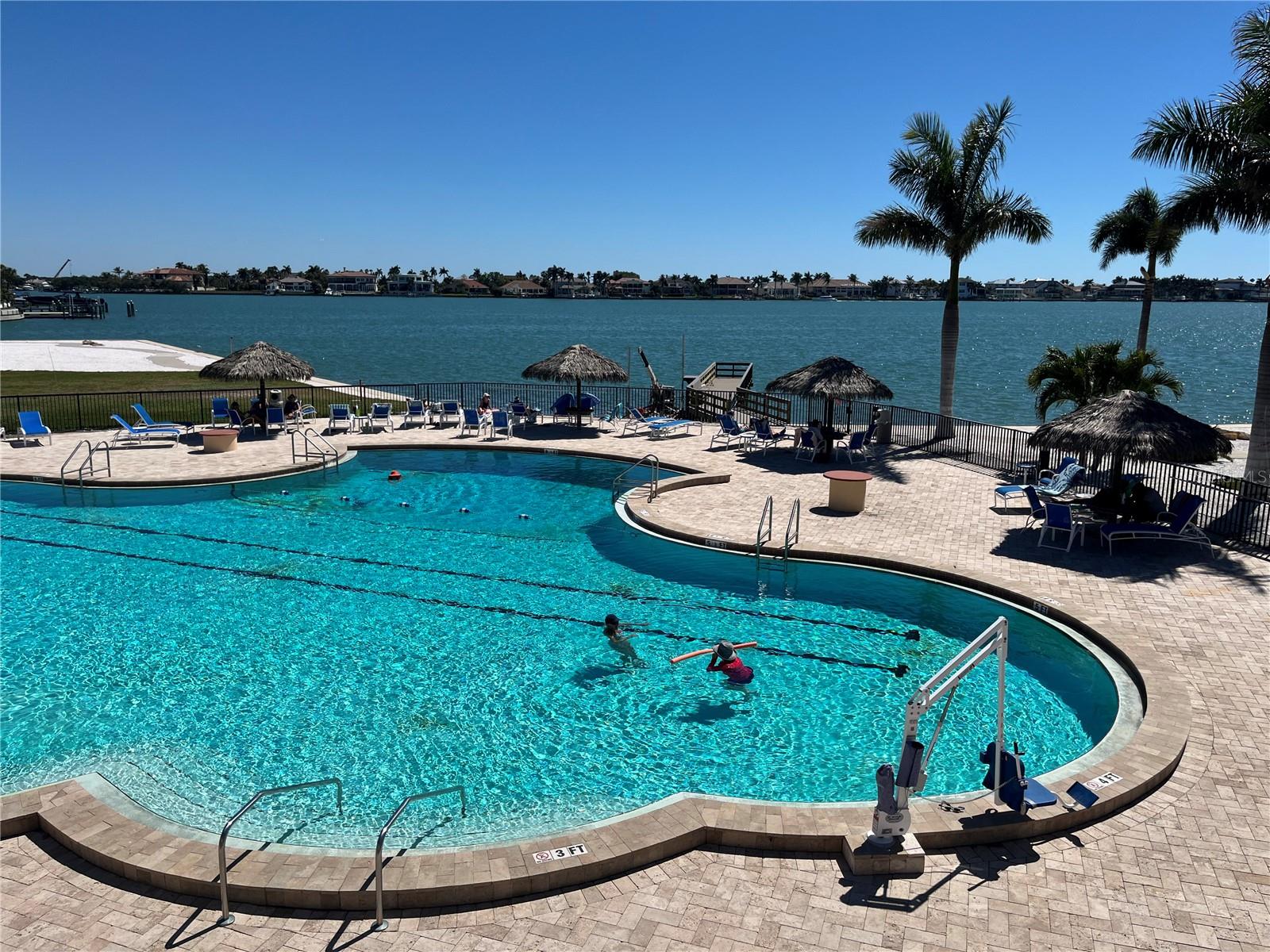 5130 BRITTANY DR S #1002, ST PETERSBURG, FL, 33715