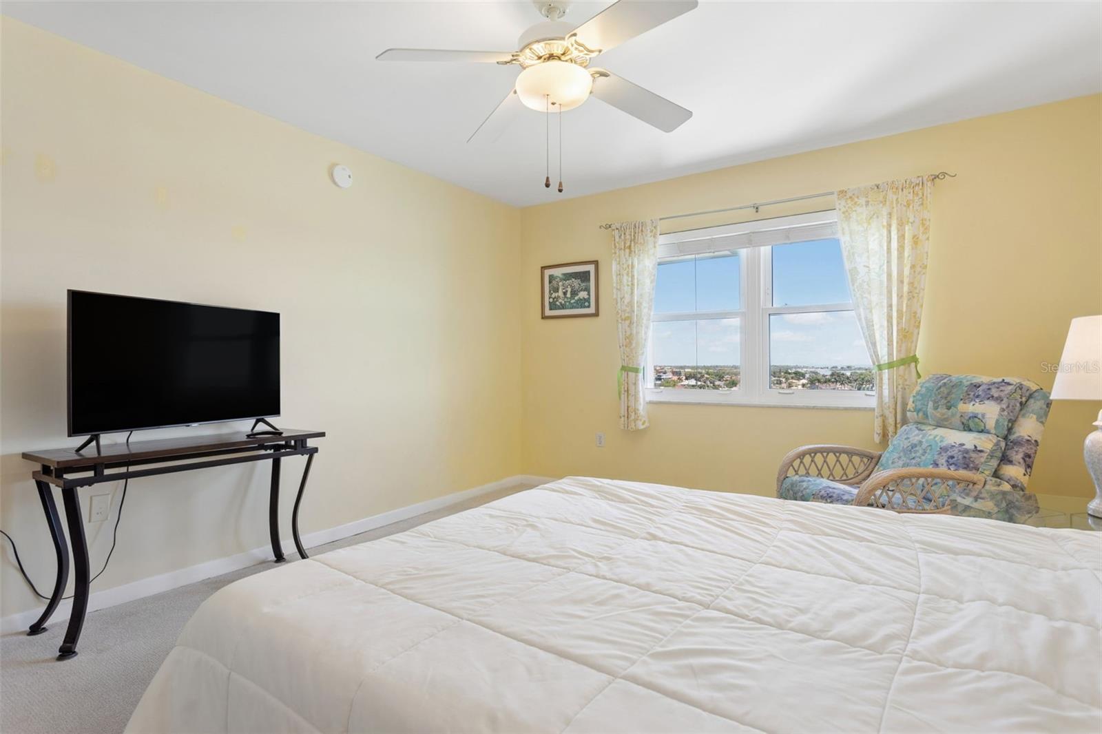 5130 BRITTANY DR S #1002, ST PETERSBURG, FL, 33715