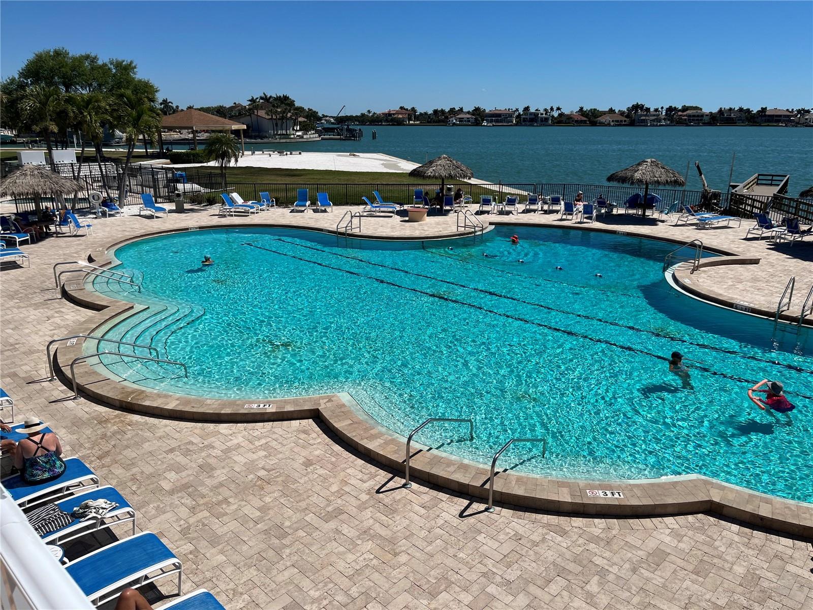 5130 BRITTANY DR S #1002, ST PETERSBURG, FL, 33715