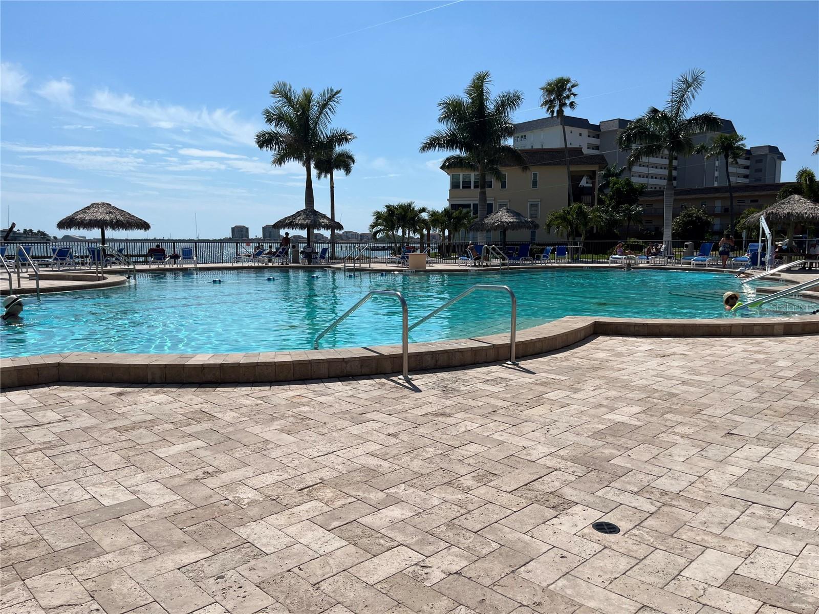 5130 BRITTANY DR S #1002, ST PETERSBURG, FL, 33715