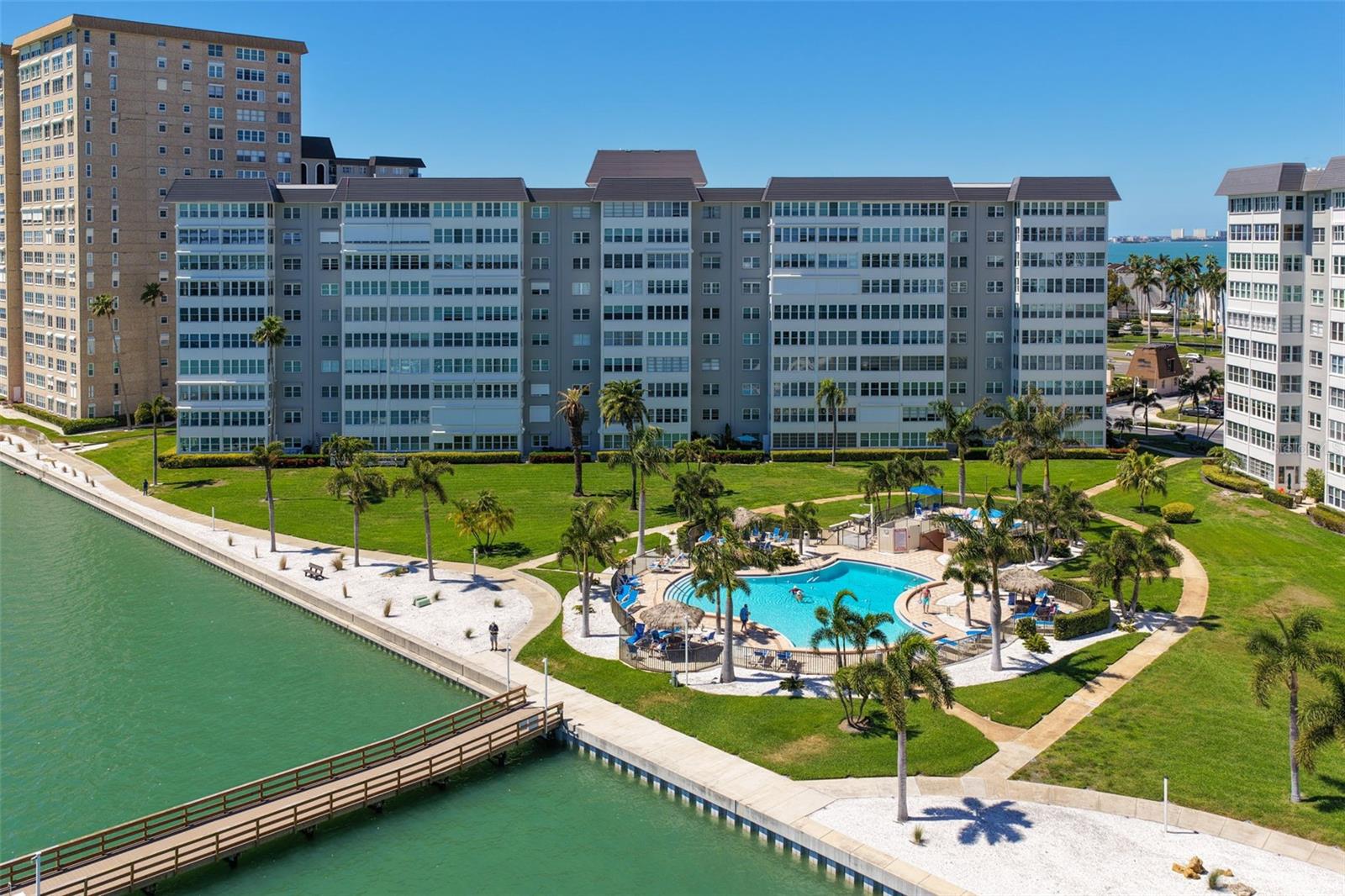 5130 BRITTANY DR S #1002, ST PETERSBURG, FL, 33715