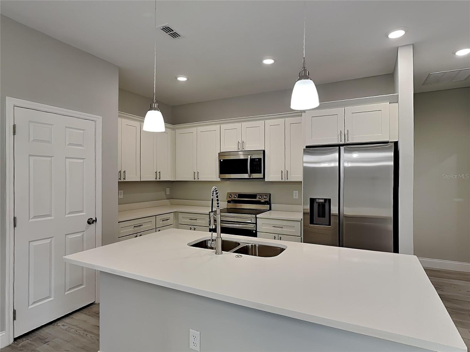 8512 N MERRIMAC WAY, CITRUS SPRINGS, FL, 34434