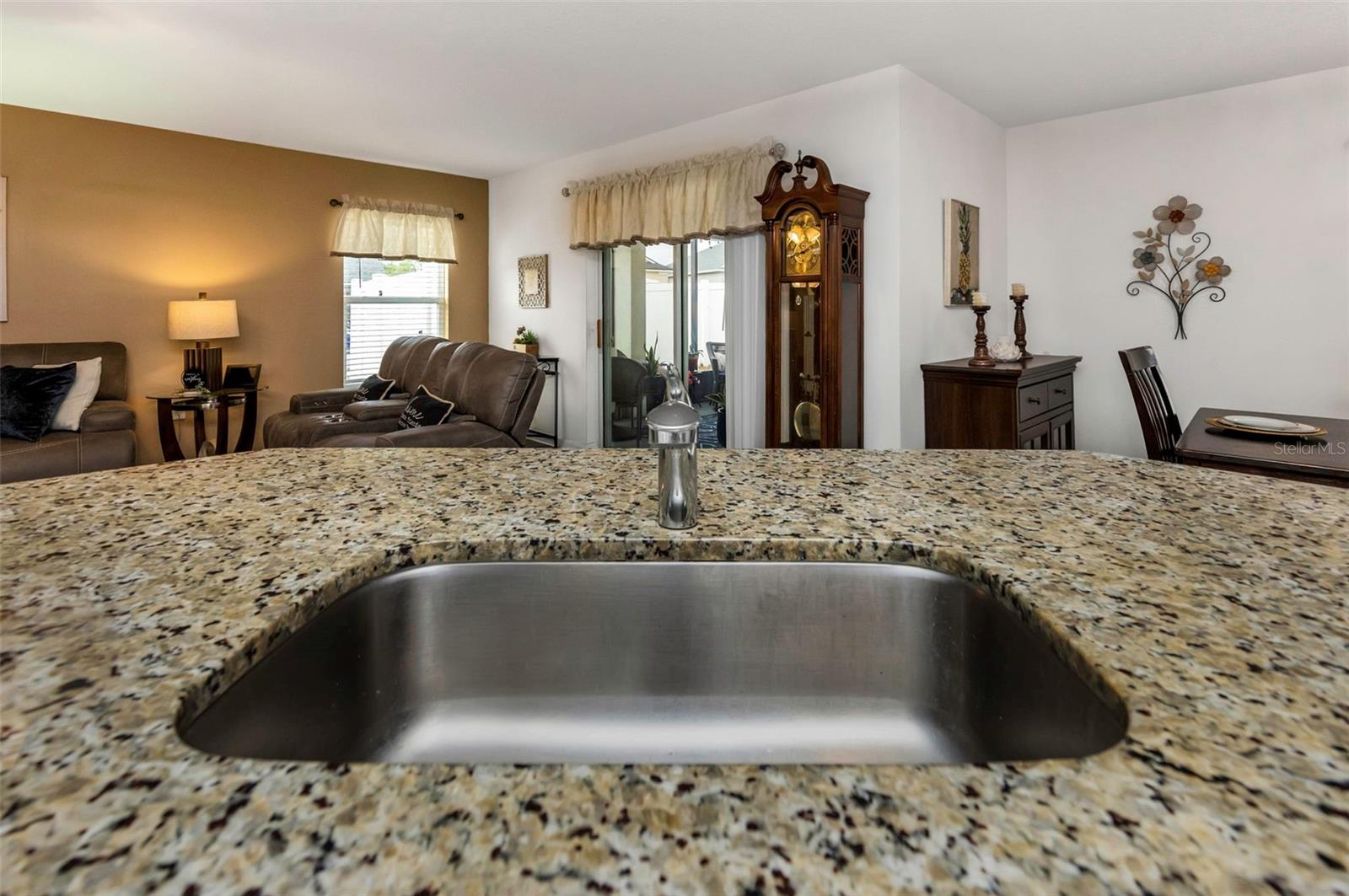 8635 PINETOP RIDGE LN, BROOKSVILLE, FL, 34613