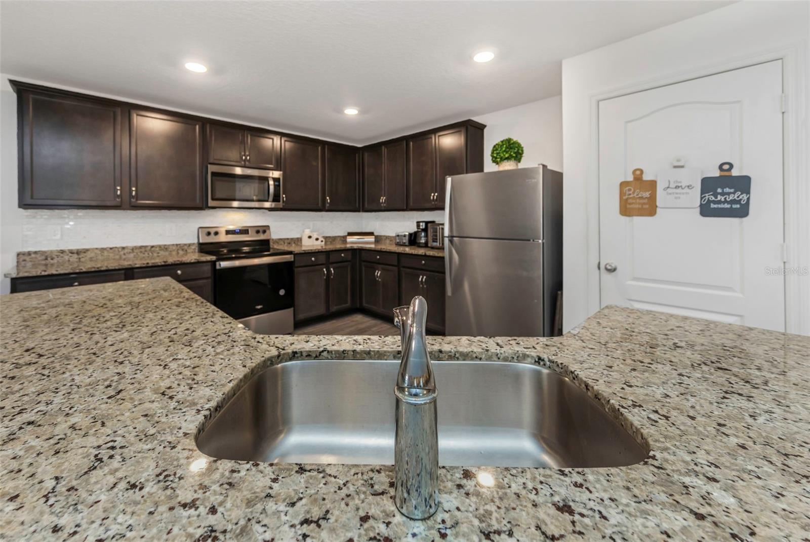 8635 PINETOP RIDGE LN, BROOKSVILLE, FL, 34613