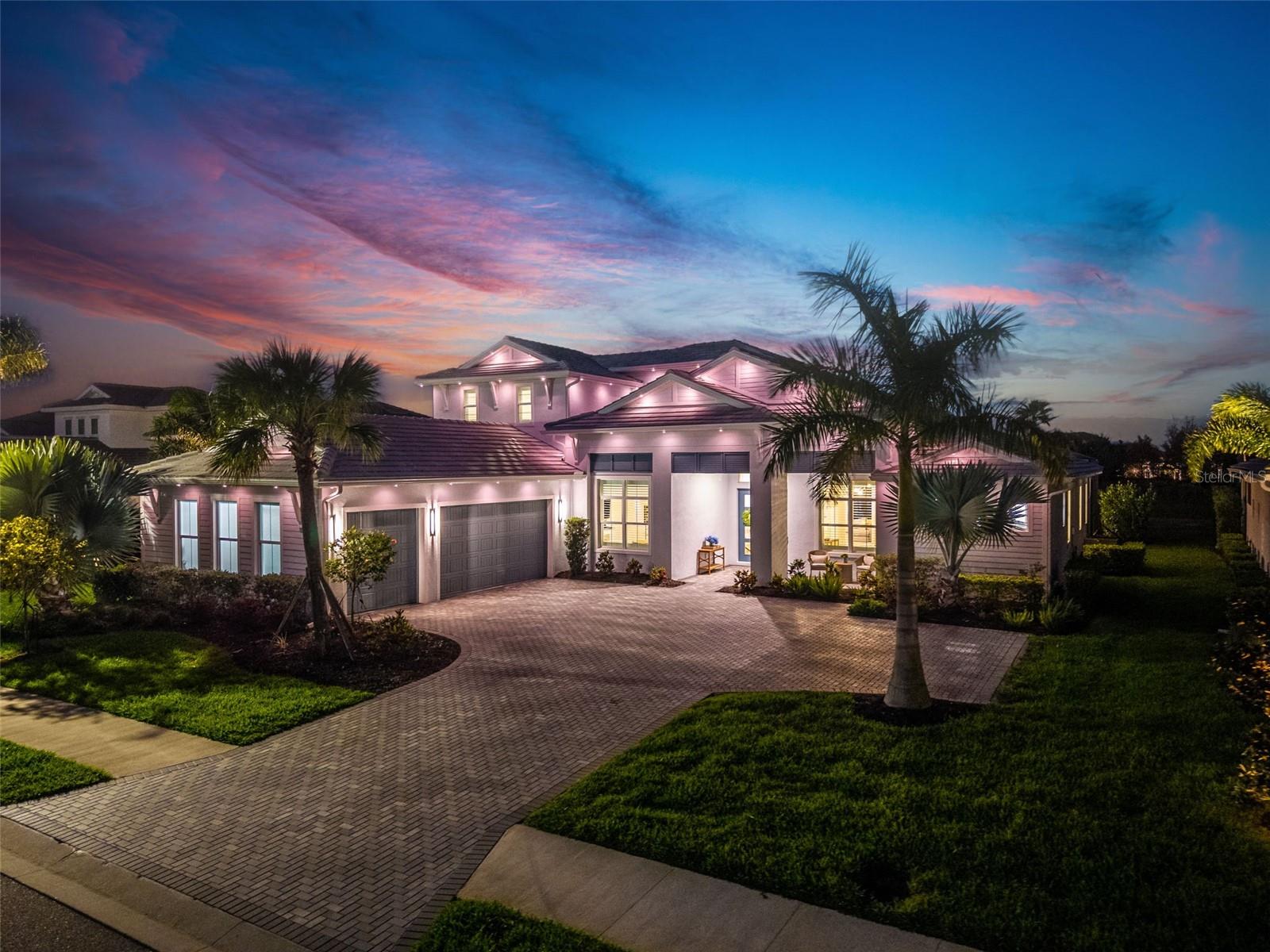 8331 REDONDA LOOP, LAKEWOOD RANCH, FL, 34202