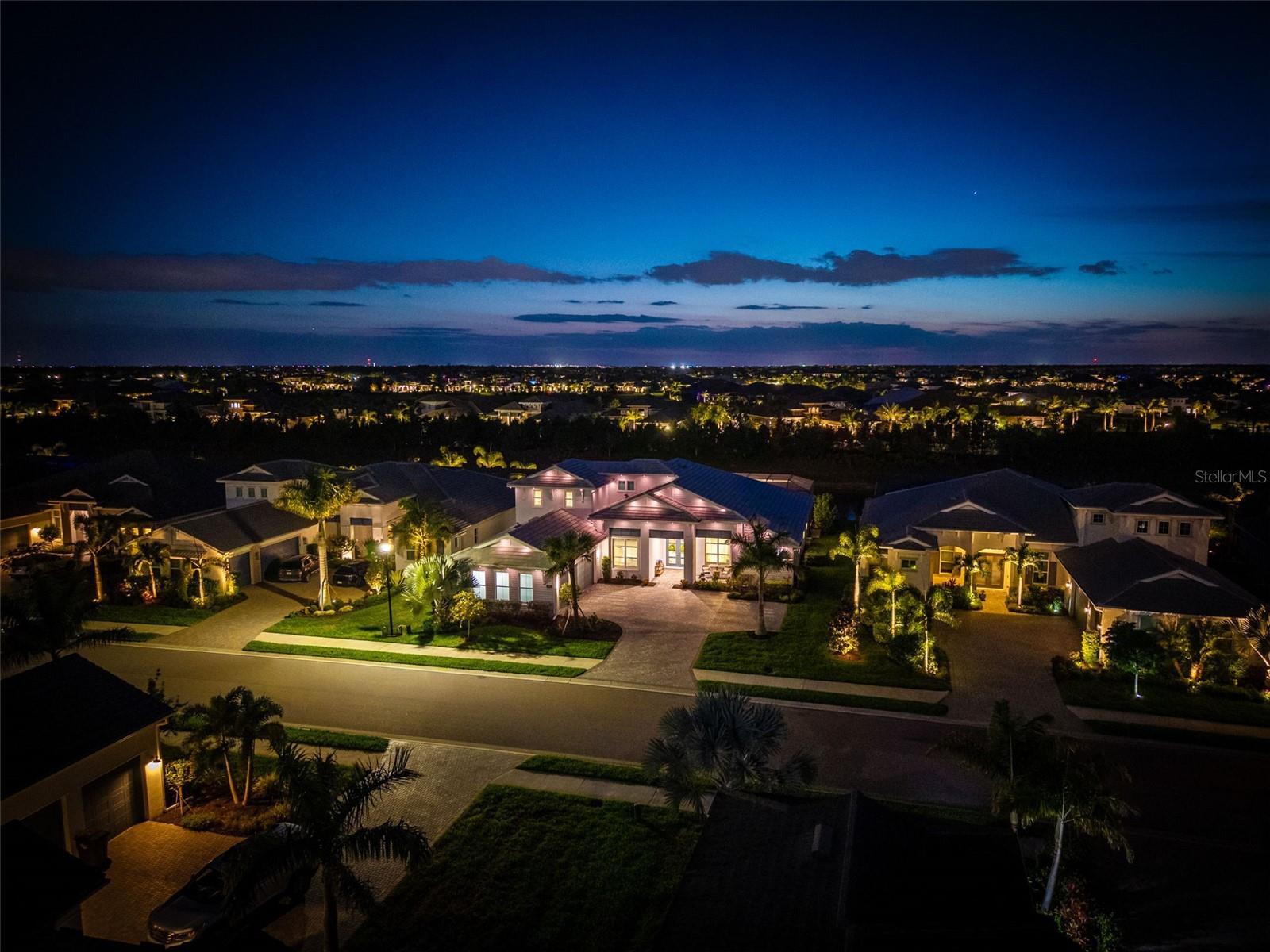 8331 REDONDA LOOP, LAKEWOOD RANCH, FL, 34202