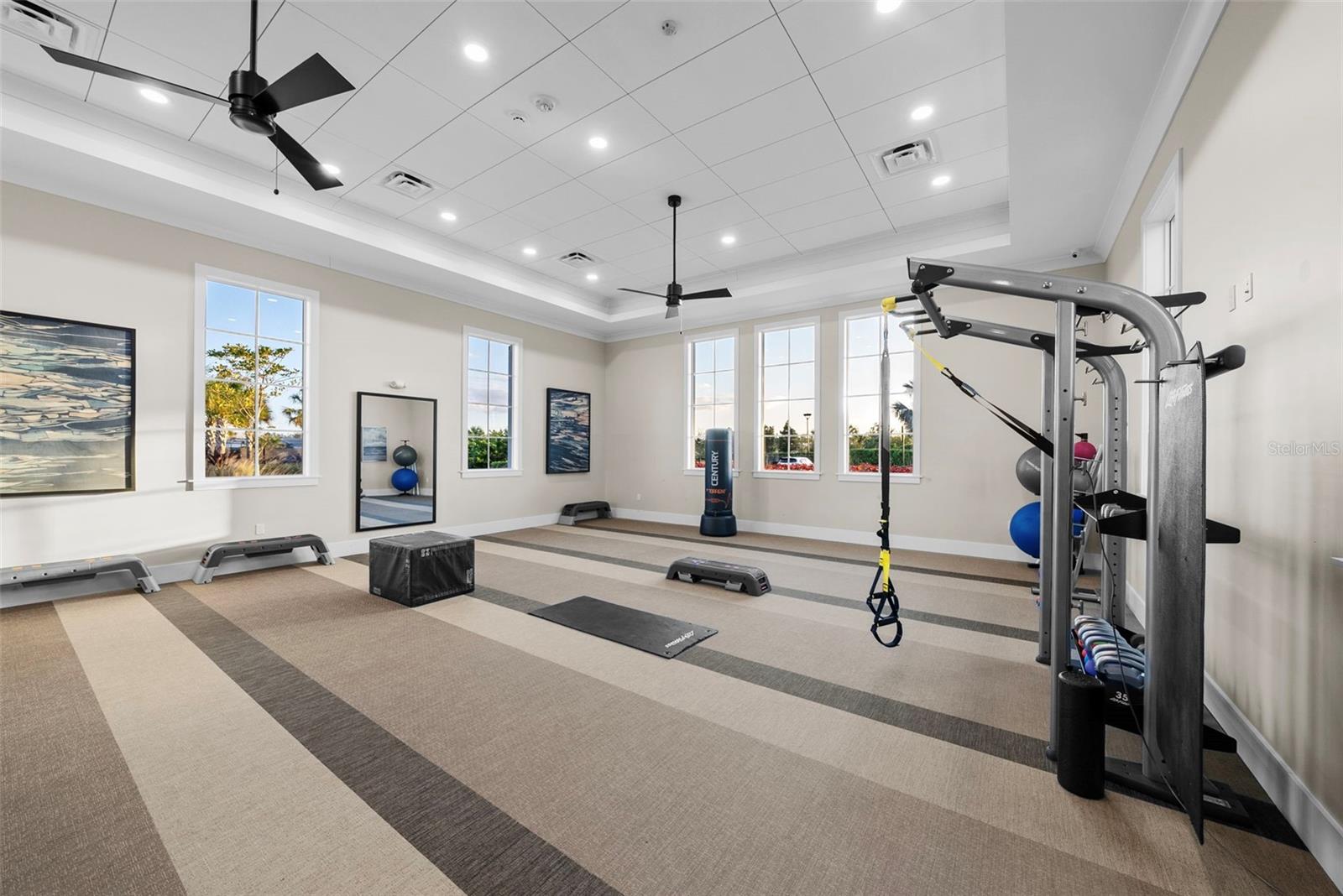 8331 REDONDA LOOP, LAKEWOOD RANCH, FL, 34202