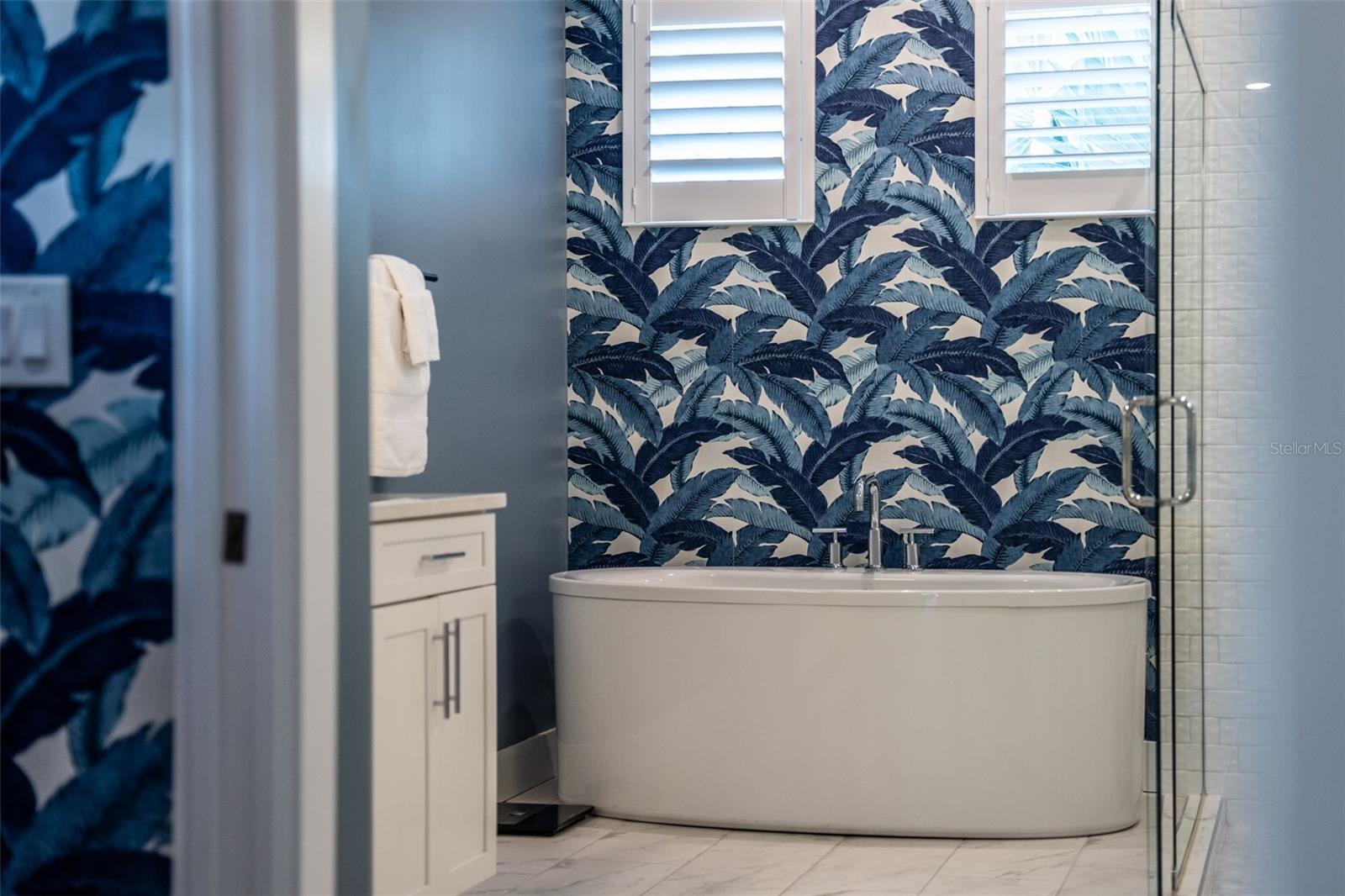 8331 REDONDA LOOP, LAKEWOOD RANCH, FL, 34202